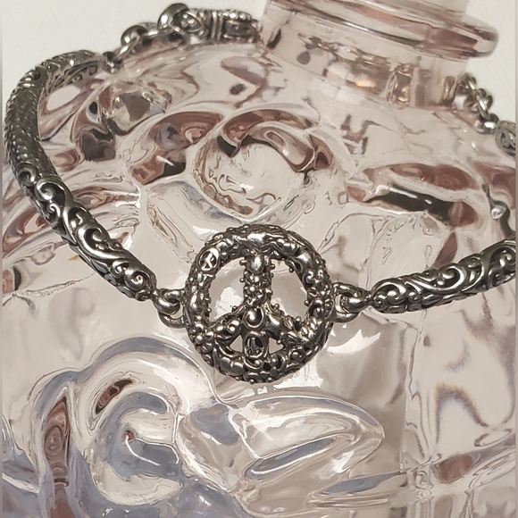 925 Sterling Silver Peace Bracelet - Picture 5 of 9